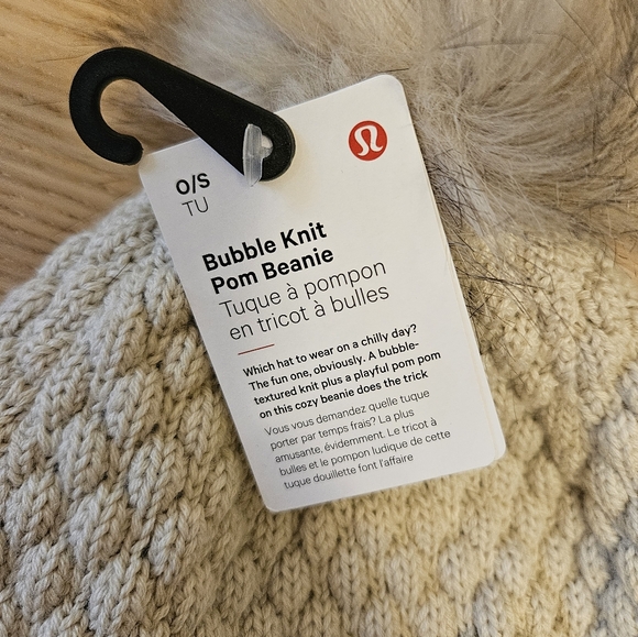lululemon athletica Cream Knit Pom-Pom Hat - Picture 5 of 8